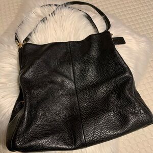COACH Elegant Black Leather Women's Bag